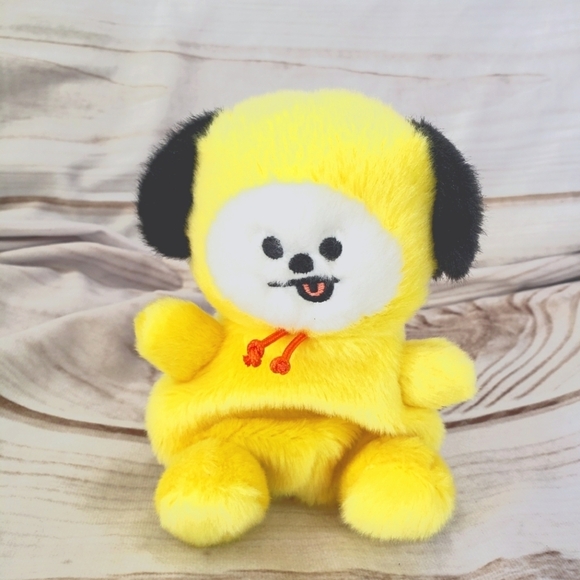 Aurora Chimmy BT21 Yellow Palm Pals Plush Beanbag Floppy 6 Inch 2023 Kawaii - Picture 7 of 7